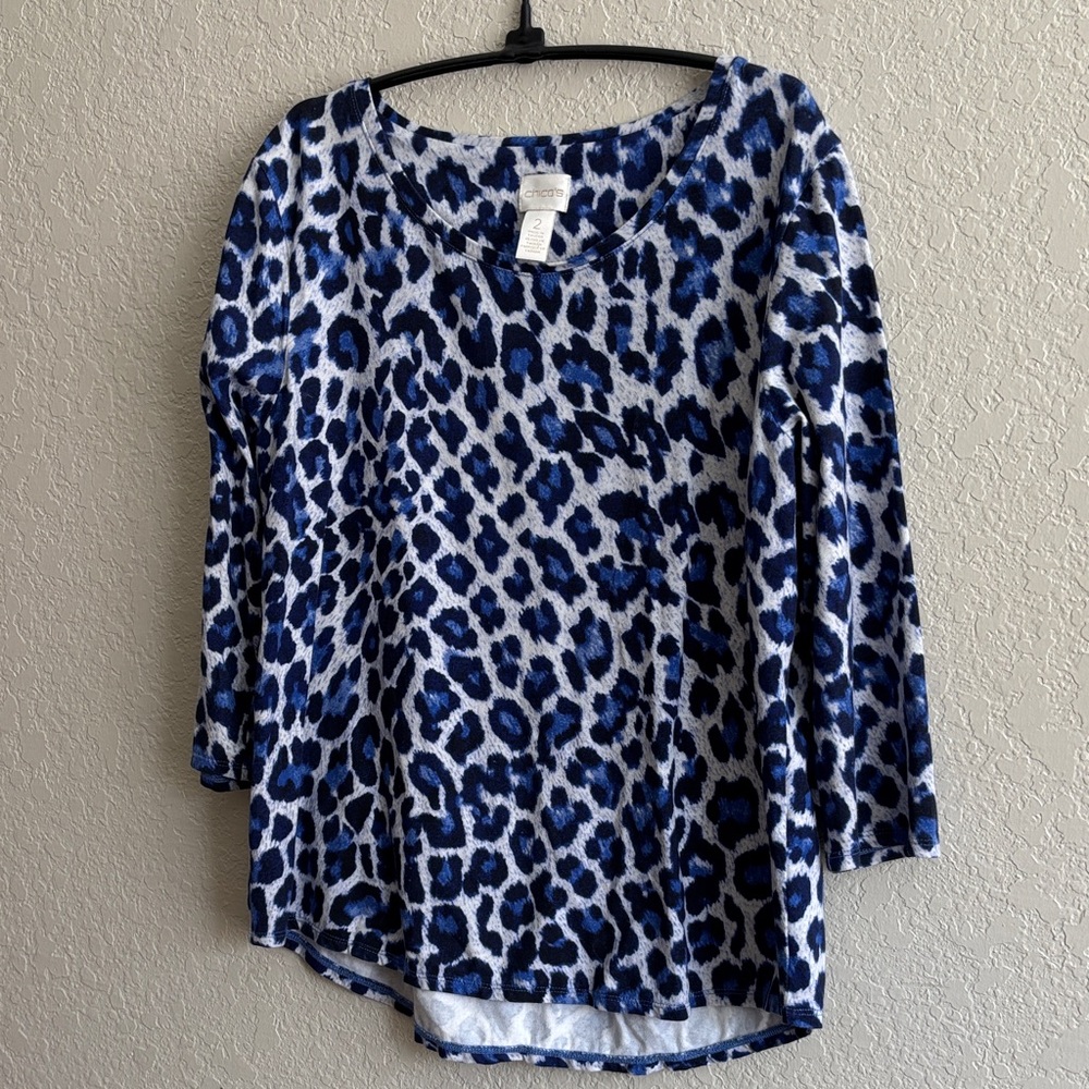Chico's Blue Leopard Print‎ 3/4 Sleeve Scoop Neck Top